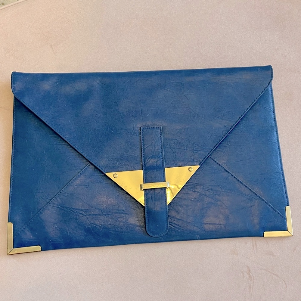 ASOS Portfolio Envelope Clutch - Cobalt Blue
